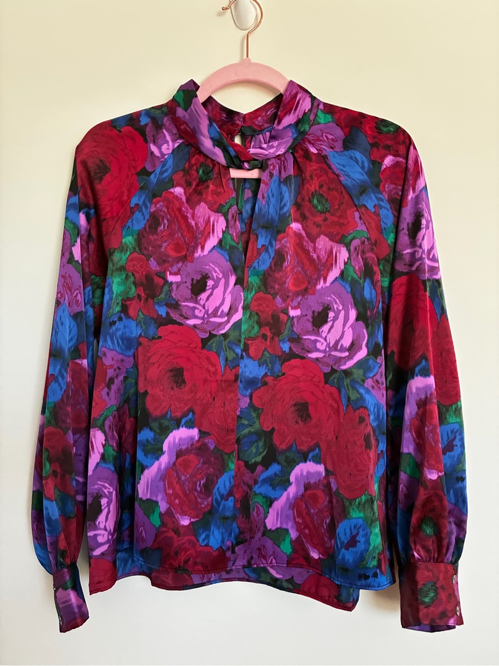 Talbots TWIST NECK SOFT SATIN CHARMEUSE TOP WRAPPED FLORAL M